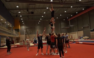 Studenter til NM i cheerleading