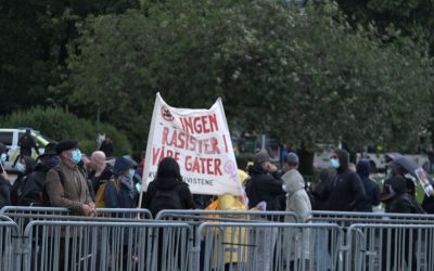 Kaotiske tilstander på antimuslimsk markering: SIAN-leder slått ned